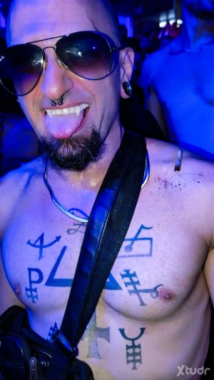 Xtudr - En0kH: I always have a good vibe with everyone. I like to please people :)
I'm updating profiles. In a few days, you'll see this mor...