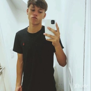 Xtudr - jonas00: Pasivo
Con ganas de sexting
Amo el cruism
15 años 🤫