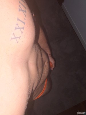 Xtudr - Chemsbcn: Busco quedar ahora, tengo sitio para macho dominante y quiero recibir slam, que me sometan, me use, me rellene, me use pas...