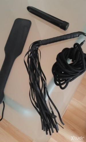 Xtudr - Cumcontrolpmi: Dispongo de lugar discreto en Palma centro.
Ordeño a tíos en mi domicilio en el centro de Palma. Vienes, te pones en ...