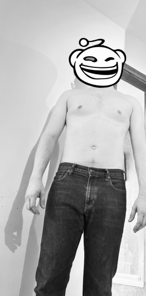 Xtudr - davidcbt: Busco chico que le mole el ballbusting. Bonus si le gusta dar como recibir.
También me gusta mezclarlo con cum control y p...