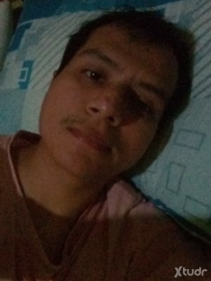 Xtudr - Lovelybottom33: Buscando mayormente amo o activo fijo o novio/a q me comparta entre varios acts uu