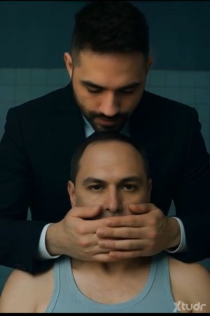 Xtudr - Joakyns: Dominante. Exigente. No juego a medias.
Puedo ser severo. Implacable cuando cruzas la línea… y te haré cruzarla.
Disfruto m...