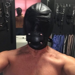 Xtudr - BDSM_FUN: Looking for dominant man or young submissive man. I have fully equipped playroom for fun times. I am more submissive in BD...