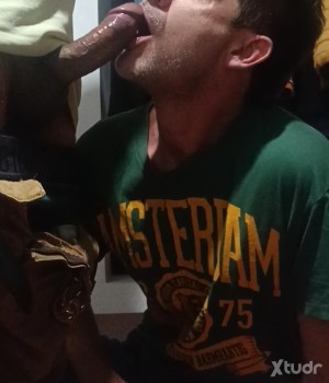 Xtudr - globalmind: Soy alto delgado, atractivo. 