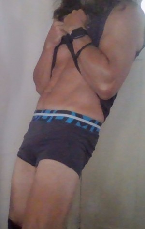 Xtudr - Amodurouy: Dominant man looking for submissive to give me pleasure