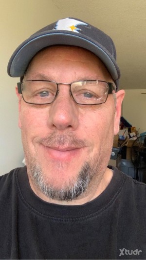 Xtudr - Kevdong: Peeps that are into jacking off to porno’s, edging, BJ’s, PnP , Big Tits/Hairy, giving/Receiving, Big dicks, Oral Top here ...