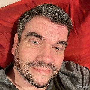 Xtudr - BobMSP: Kind hearted guy looking to meet new guys in the area! Please say hi!