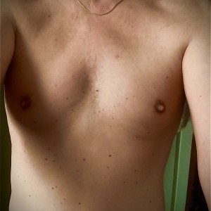 Xtudr - PEZONEROCBT: Bottom