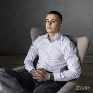 Xtudr - Vladius: Para empezar, me gustaría encontrar una buena comunicación aquí
