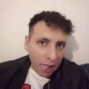 Xtudr - lindoputitonalgon: I'm looking for a dominant master who will make me his bitch or his slut and use me at his whim for his pleasure.