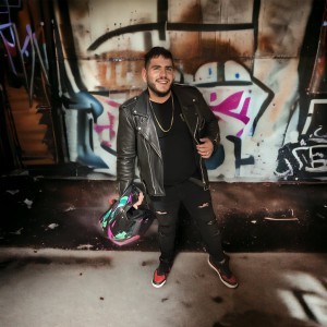 Xtudr - leothunder: I, in my own way, dare you to get to know me.