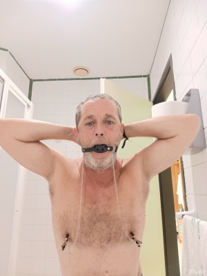 Xtudr - PichaFloja2: Pasivazo Total
Sumiso y Cerdo
Caña y Cerdeo 
Busco tíos con actitud. 
No me importa físico ni edad
Puta para uso y abus...