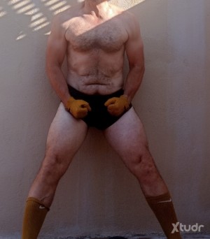 Xtudr - moterosumiso: Soy un sumiso educado, masculino y sano.
Busco Amo.
