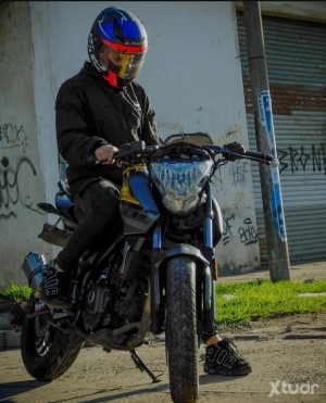 Xtudr - MachoTotal1: I'm looking for bitches willing to serve 100%.