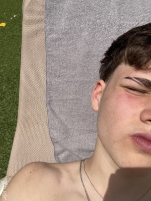 Xtudr - Bcnprostitucion: Soy de Barcelona, jovencito ofrezco todo tipo de servicios,NO ES GRATIS
me van absolutamente todos los fetiches y m...