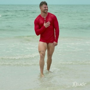 Xtudr - Armysgun: 
I’m a dominant top and I can be bottom as well  I’m into taking control on my submissive bottoms I love nipple play love ...