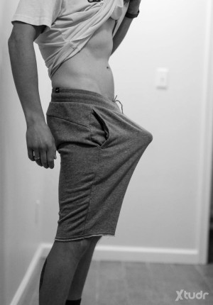 Xtudr - FitBros: Pair of young and fit guys. Dominant males and dominant. We are looking for submissives for unlimited age and practice sess...