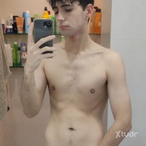 Xtudr - zuko: “Findom” con ganas de conocer como concepto a un “daddy” que se desviva por mí “mental y económicamente”
 Congeniar con una me...