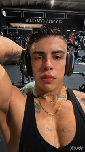 Xtudr - Sumisaputa: Pasiva sumisa busca exclavo real y online 