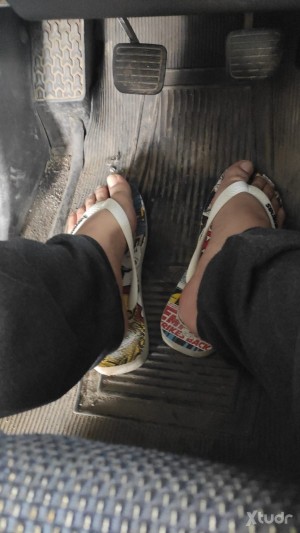 Xtudr - AmoEdi: Busco esclavo fijo de por vida.  Vida 24/7. Control total con el tiempo.  No tengo problema en enseñarle si está en su natur...