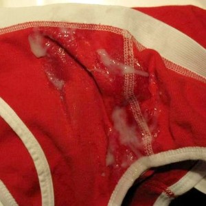 Xtudr - versbbcumslut: Se buscan chicos activos casados ​​o parejas que quieran sexo discreto a pelo.
 Translation: Looking for married acti...