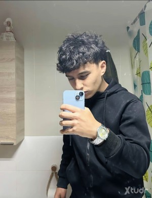 Xtudr - adriellgay: Who fucks my ass?