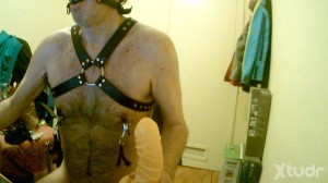 Xtudr - PuroMorbo51: Hola! Hombre de 51 años, versátil más pasivo, polla muy pequeña y con afición al BDSM, tanto de amo como de sumiso. Bus...