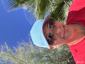 Xtudr - DikDoc: Looking for a friend for fun and hang out