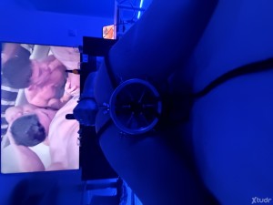 Xtudr - Sumisonovato87: Submissive novice eager to learn. Little experience but eager to learn and know my limits.
I'm into fisting, cage an...