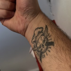 Xtudr - amo34fist: Fist sessions. If you want to ejaculate on me and cum like a savage while I insert my fist as deep as possible, I'm your ...