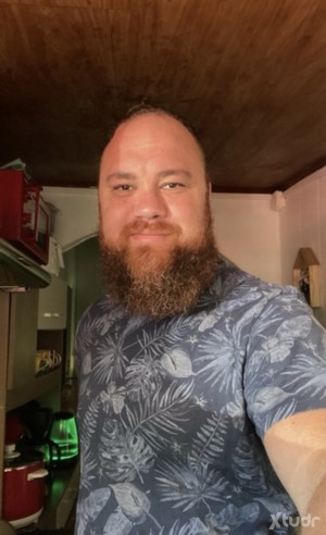 Xtudr - romeobear97490: Bear blanc actif barbu 