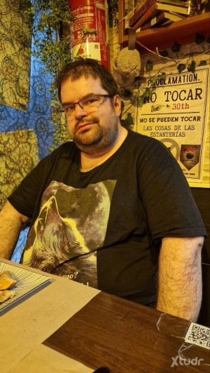 Xtudr - Kovalto: Lobo sumiso, salvaje y juguetón. Me excita ser cazado, atado y amordazado, rendirme en castidad y perderme en pup play. El ...