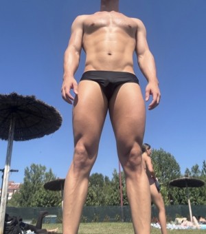Xtudr - Cabronazo30: Soy act cañero dominante , me gusta un tio que sepa obedecer y servirme como dios manda , soy muy morboso y busco tener...