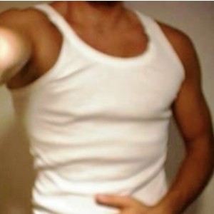 Xtudr - enbuscadeamo: Athlete, good gym body, macho on the street, slut in bed. I like dominant men 30-60 to be used, humiliated, and fucked...