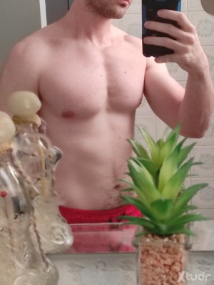 Xtudr - ESCLAVO_CUMDUMP🥛🍑🍆: Me encanta tragar semen y chupar pollas. Puedo chupartela mientras conduces, veis la tele, coméis algo o veis un...
