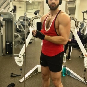 Xtudr - RubenDomXXL: I'm top and dominant in sex. From a bottom I expect above all obedience and submission, and a desire to please.
Nothing...