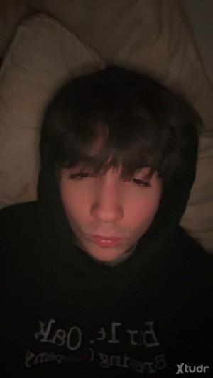 Xtudr - Ajtinybottom: Hookups only I just wanna be plowed
