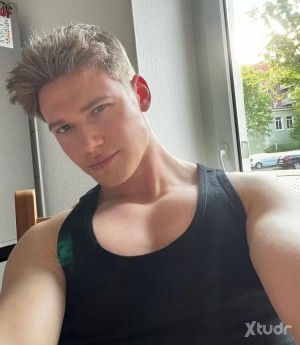 Xtudr - Kind_0253: I love so many sports activities 