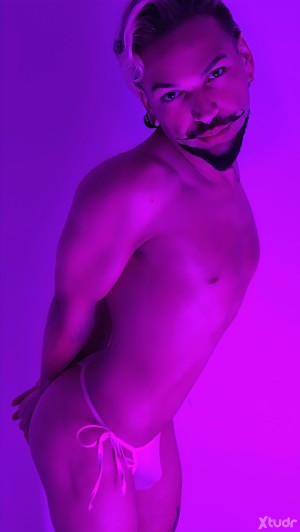 Xtudr - Stolasxxx: Power Bottom with attitude, playful and mischievous 😈✨. I love giving pleasure and receiving it, exploring every fantasy ...