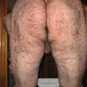 Xtudr - andresjuce: Submissive married man, bisexual. With little experience but eager to learn.