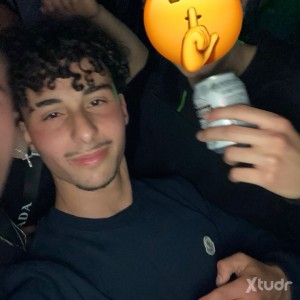 Xtudr - Liam_FUS: Looking for sugar daddies or people to spoil me