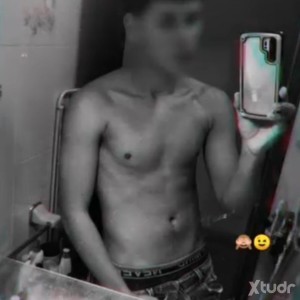 Xtudr - mandon_888:             
              😈Listo para obedecer ?🤡
Busco sumis@s para adiestrarl@s y ser su dueño .
- Te puto arrodillas...