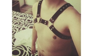 Xtudr - Hefesto1:  Soy amo de 22 años de edad , no creas que por ser joven no te voy a tratar como el esclavo que eres , me gustaría un sumi...