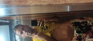 Xtudr - Golfo88: Drogadicto no porfavor como mucho popper... 4/20... Cerveza Mahou verde a ser posible 🫡🫡
Como es un perro ideal... El cual ...