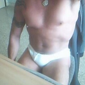 Xtudr - gymalicante: Good body, endowed 21cm x 9 discreet. 
I'm finding more and more good asses and big dicks, there's good material. Only ...