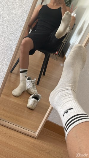 Xtudr - matfelov: I'm looking for a submissive regular with few limits willing to be used as I please. I like obedient, devoted, and vicious...