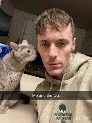 Xtudr - Dalton3483: I'm looking for some fun or a relationship
