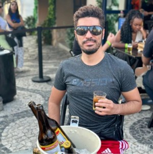 Xtudr - esclavobrasileño: Domestic slave, very servant, public humiliation, foot licker, footrest.