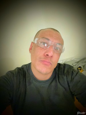 Xtudr - PRISONDUDE90: I’m looking for hot white and Hispanic guys that want to have a lot of fun together only serious encounters only HMU 